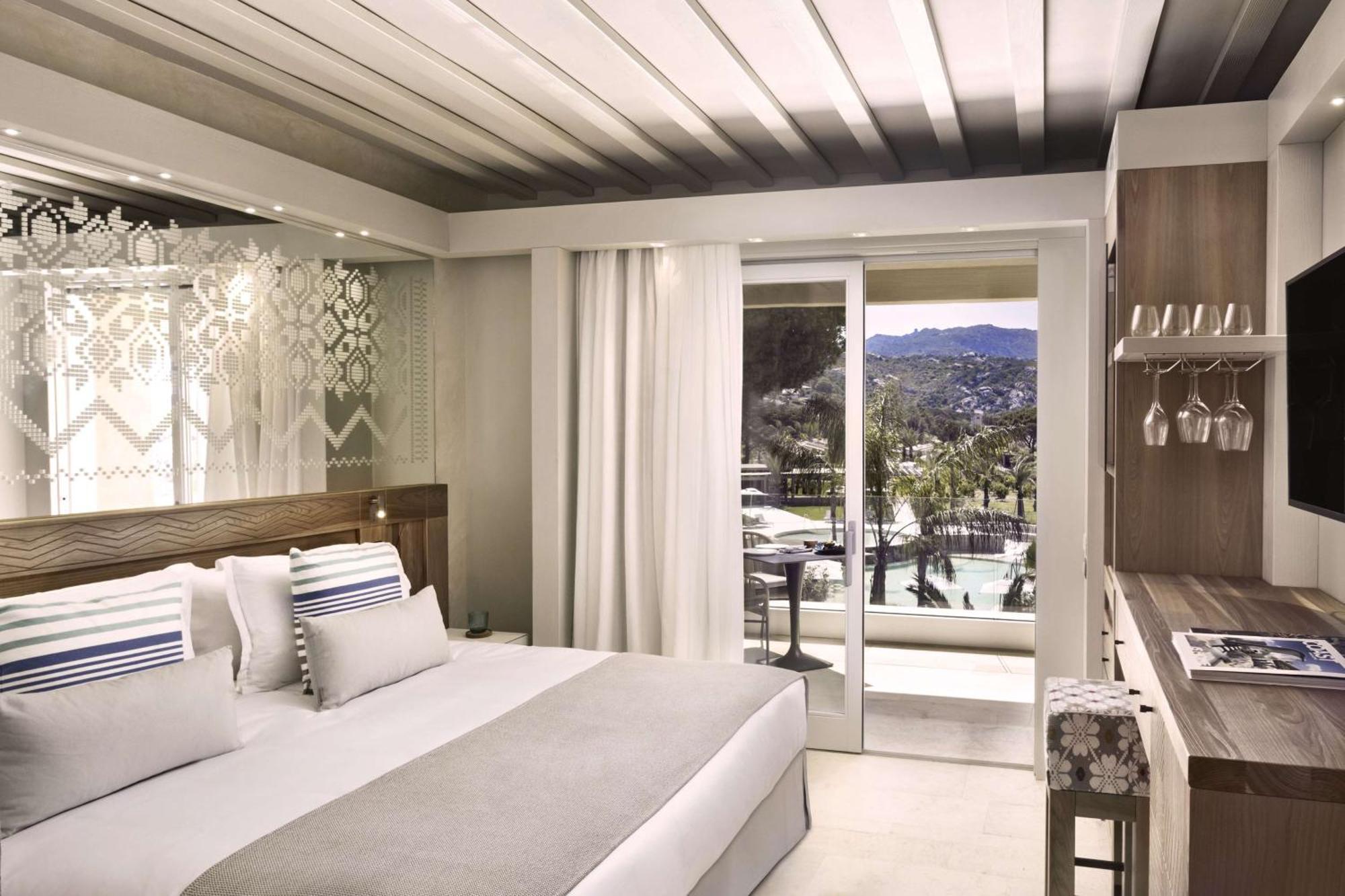 7Pines Resort Sardinia - A Destination By Hyatt Baja Sardinia Eksteriør bilde