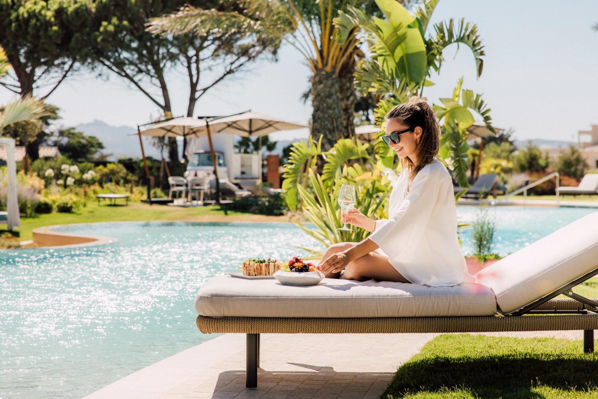7Pines Resort Sardinia - A Destination By Hyatt Baja Sardinia Eksteriør bilde
